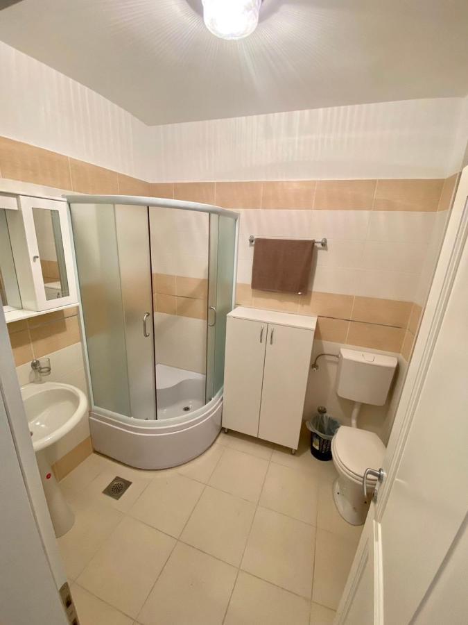 Jovana -- Porodicni Apartmani Igalo Херцег-Нови Экстерьер фото
