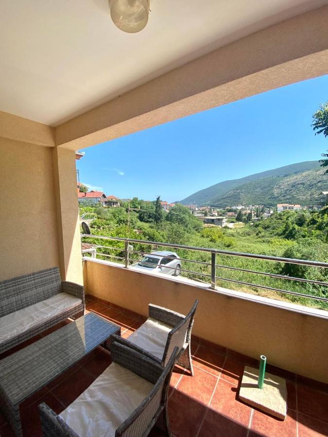 Jovana -- Porodicni Apartmani Igalo Херцег-Нови Экстерьер фото